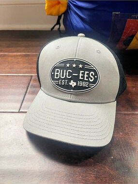 BUC-EE'S Est 1982 Grey Black Mesh Trucker Hat